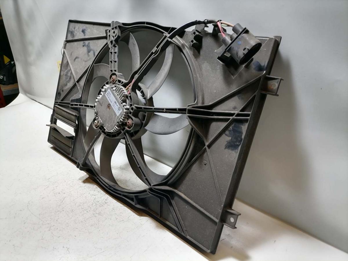 VW Passat 3C original Elektrol&uuml;fter L&uuml;ftermotor K&uuml;hler 1,9TDI 77KW Bj.2008